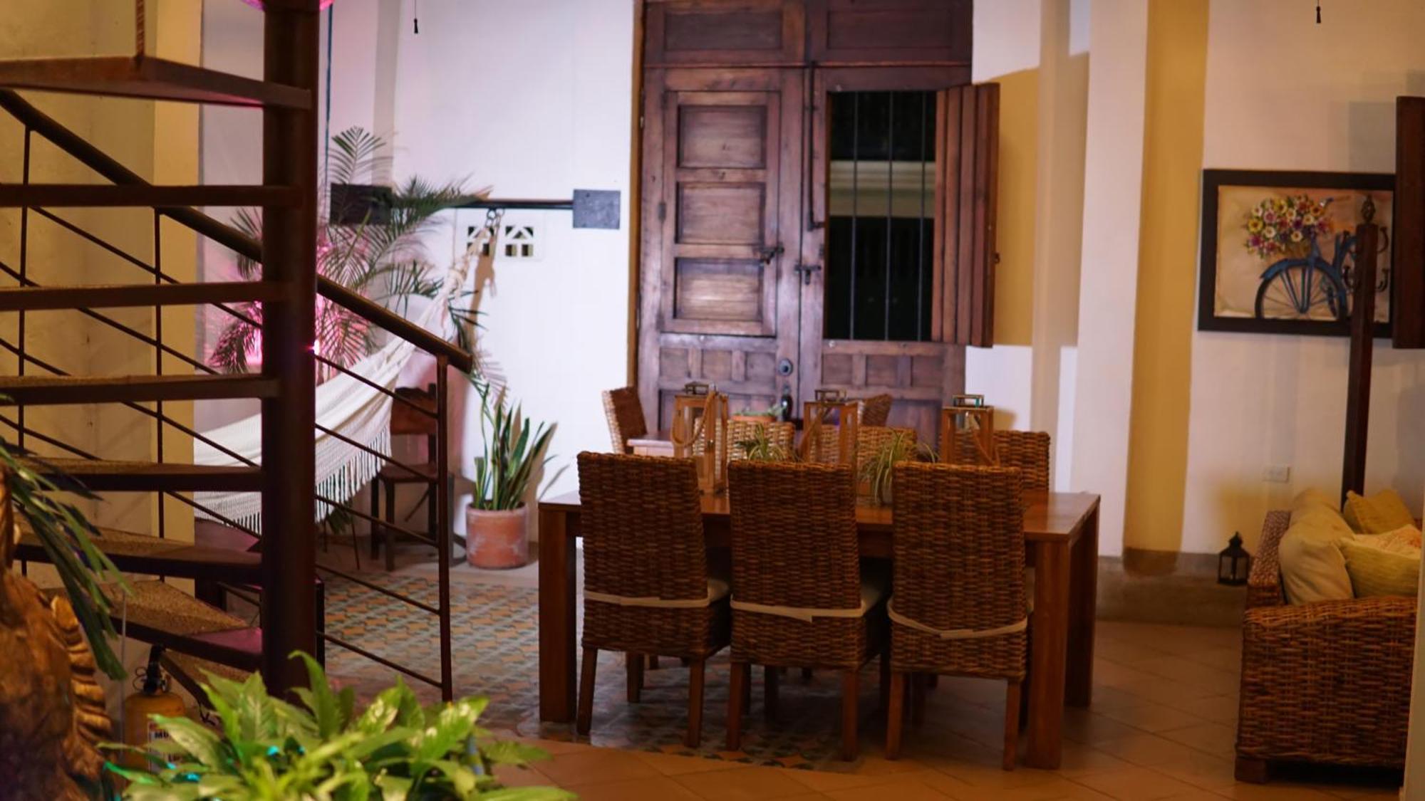 Casa Ensueno Hogar Boutique Hotel Гуадуас Екстериор снимка